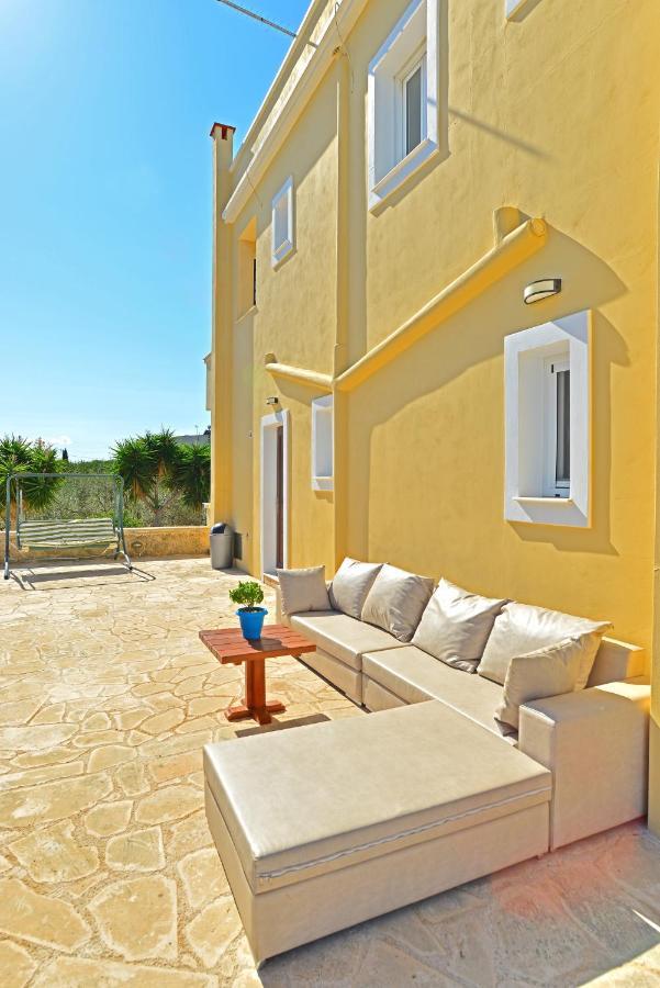 Villa Konstantinos 6 Bedrooms Aegina Экстерьер фото