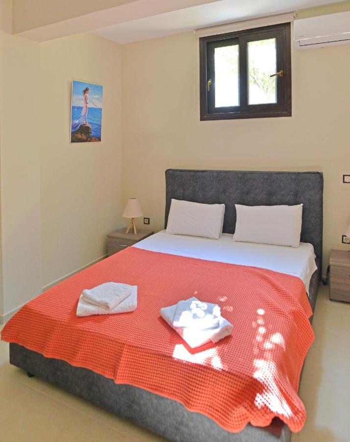 Villa Konstantinos 6 Bedrooms Aegina Экстерьер фото