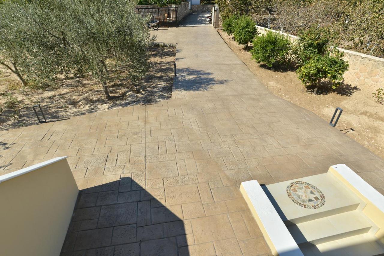 Villa Konstantinos 6 Bedrooms Aegina Экстерьер фото